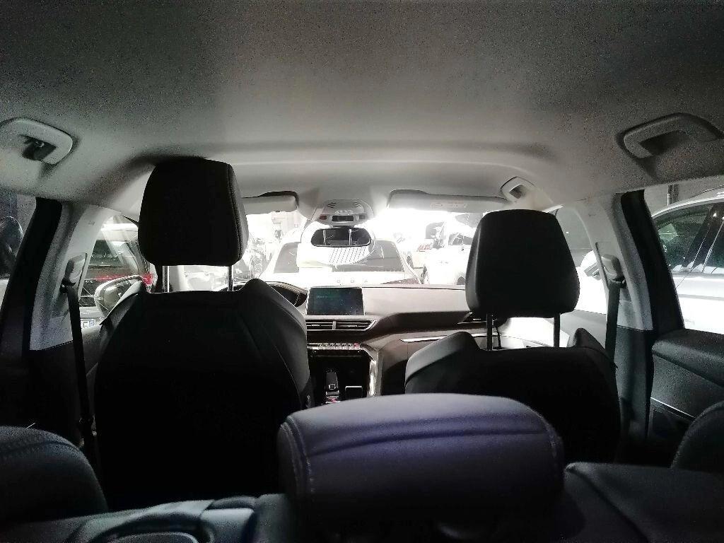 Peugeot 3008 BlueHDi 130 S&S EAT8 Allure