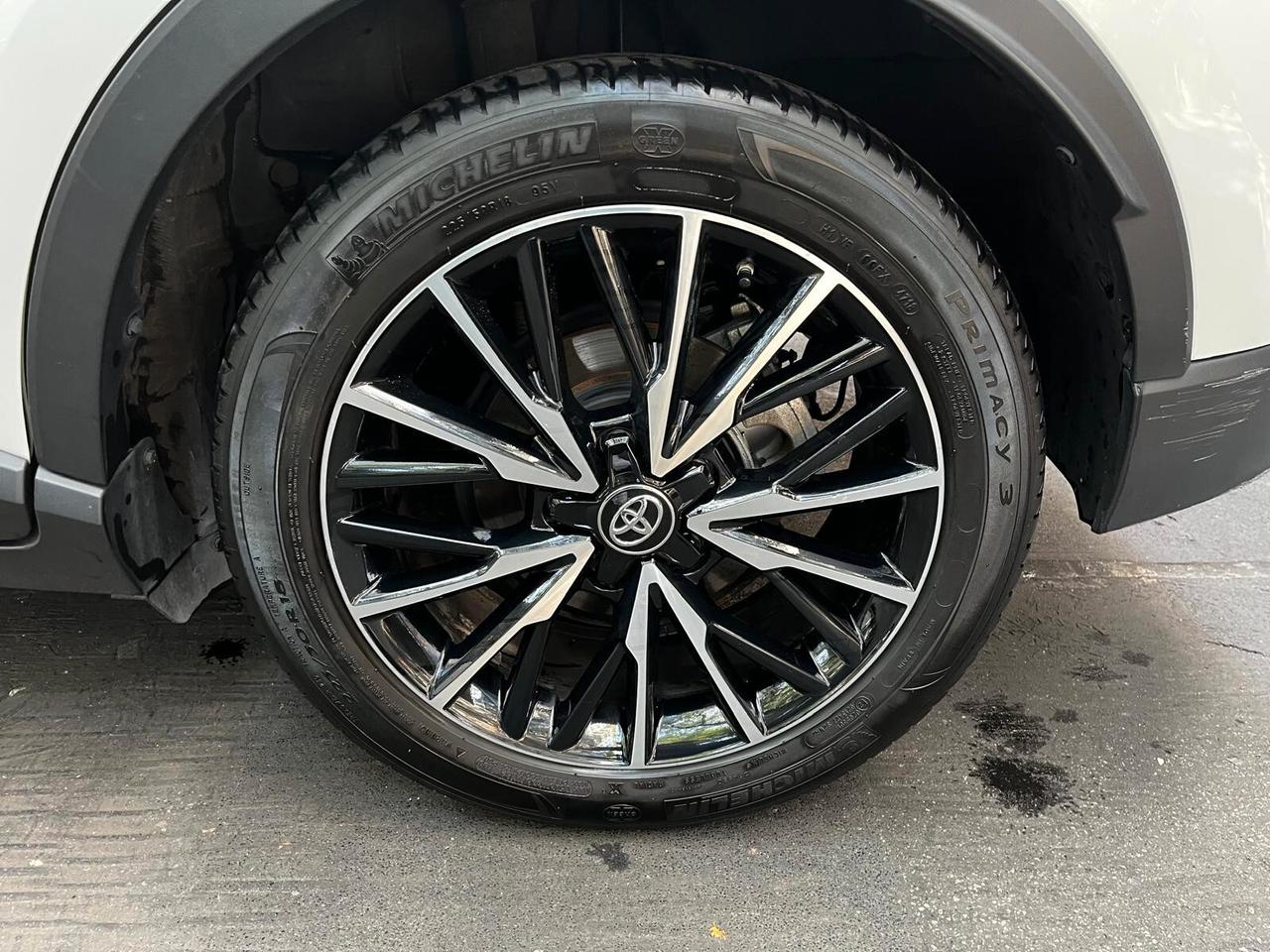 Toyota C-HR 1.8 Hybrid E-CVT Active