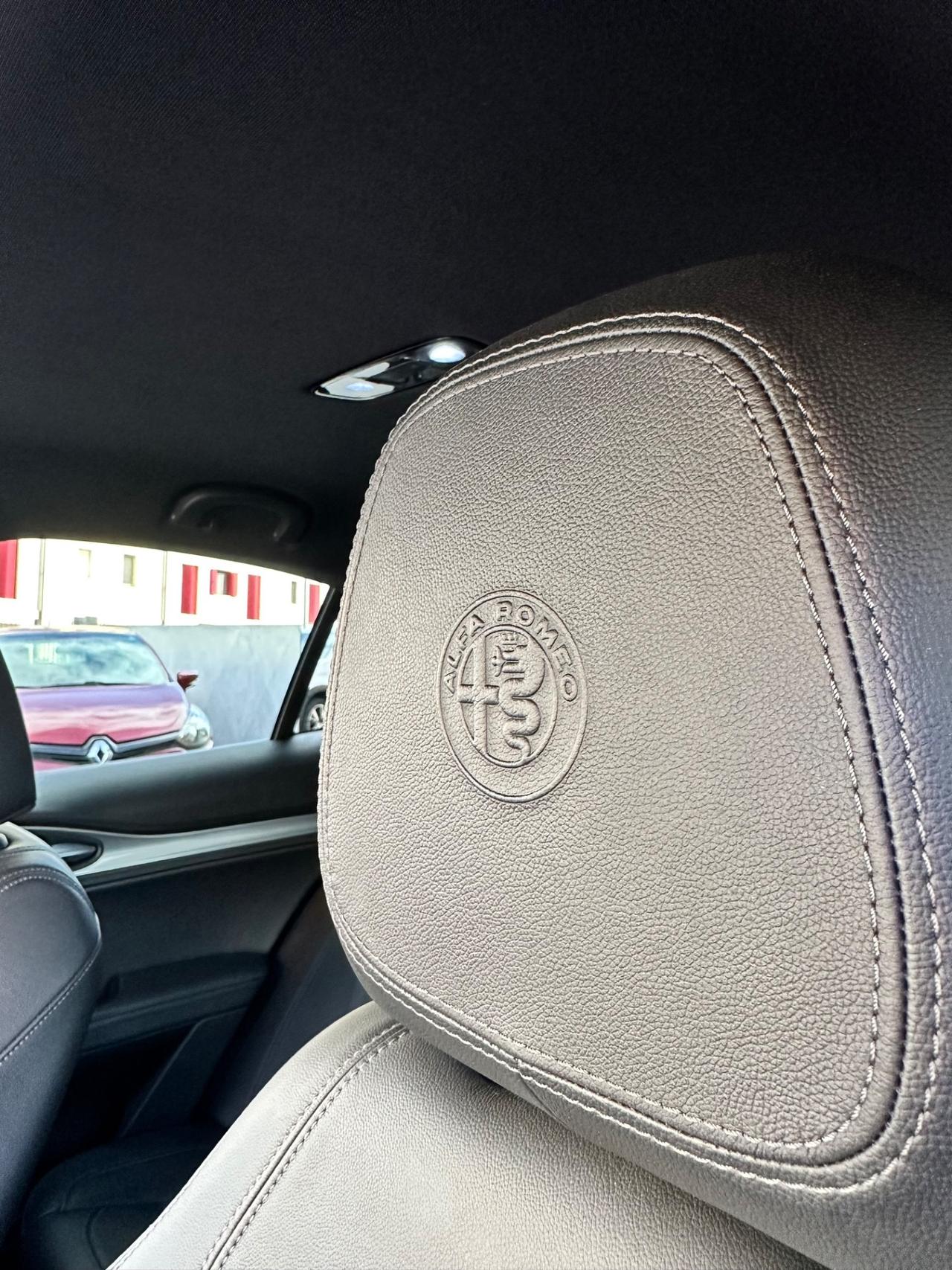 Alfa Romeo Stelvio 2.2d 210 CV AT8 Q4 Veloce