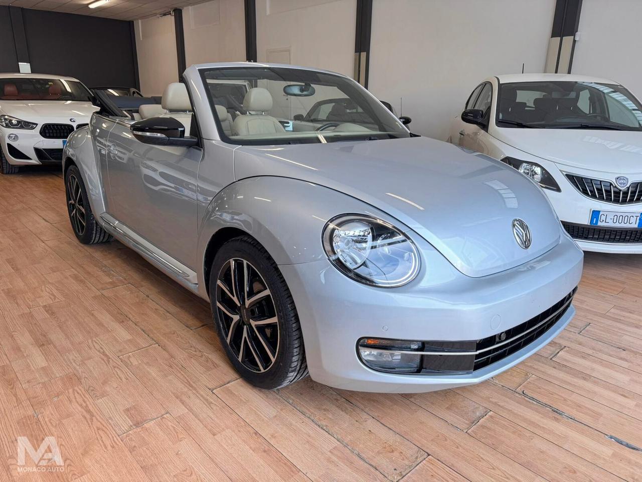 Volkswagen Maggiolino Cabrio 2.0 110cv TDI DSG Sport 2015