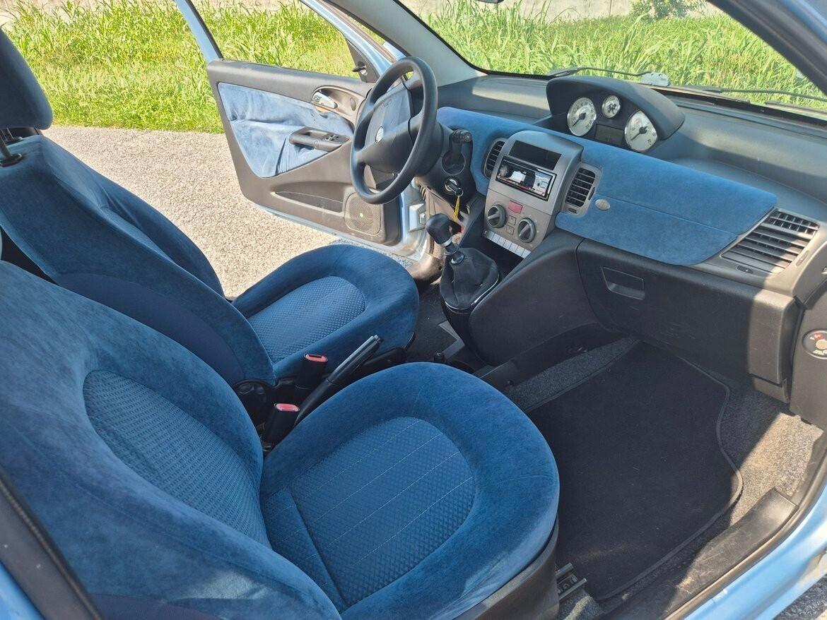 Lancia Ypsilon 1.2 Argento ok neopatentato TAGLIANDATA E REVISIONATA