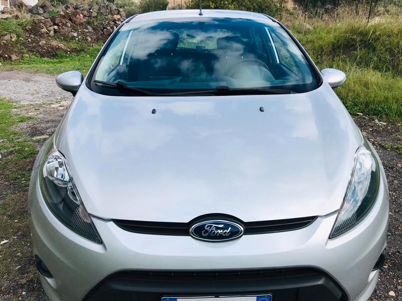 Ford Fiesta 1.4TDCI NEOPATENTATI CHIAMA 2010