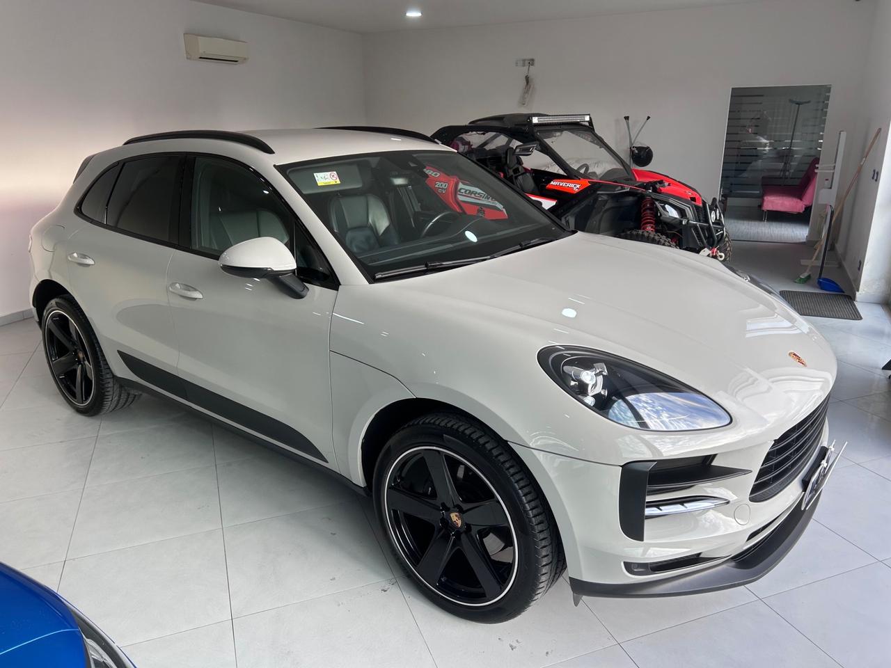 Porsche Macan 2.0 allestimento Full