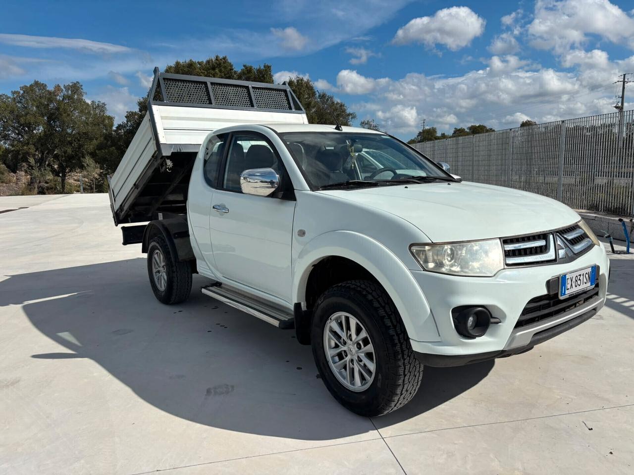 MITSUBISHI L200 4 POSTI 178 CV RIBALTABILE