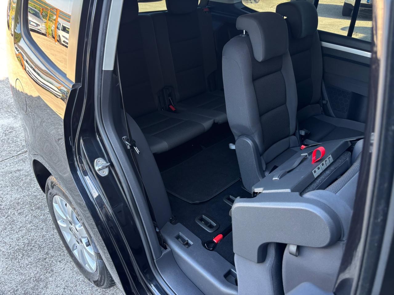 Volkswagen Touran 1.6 TDI 7 POSTI. Garanzia 12mesi