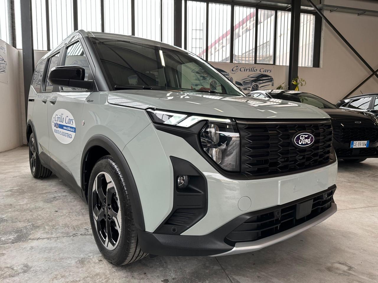Ford Tourneo Courier 1.0 EcoBoost Active