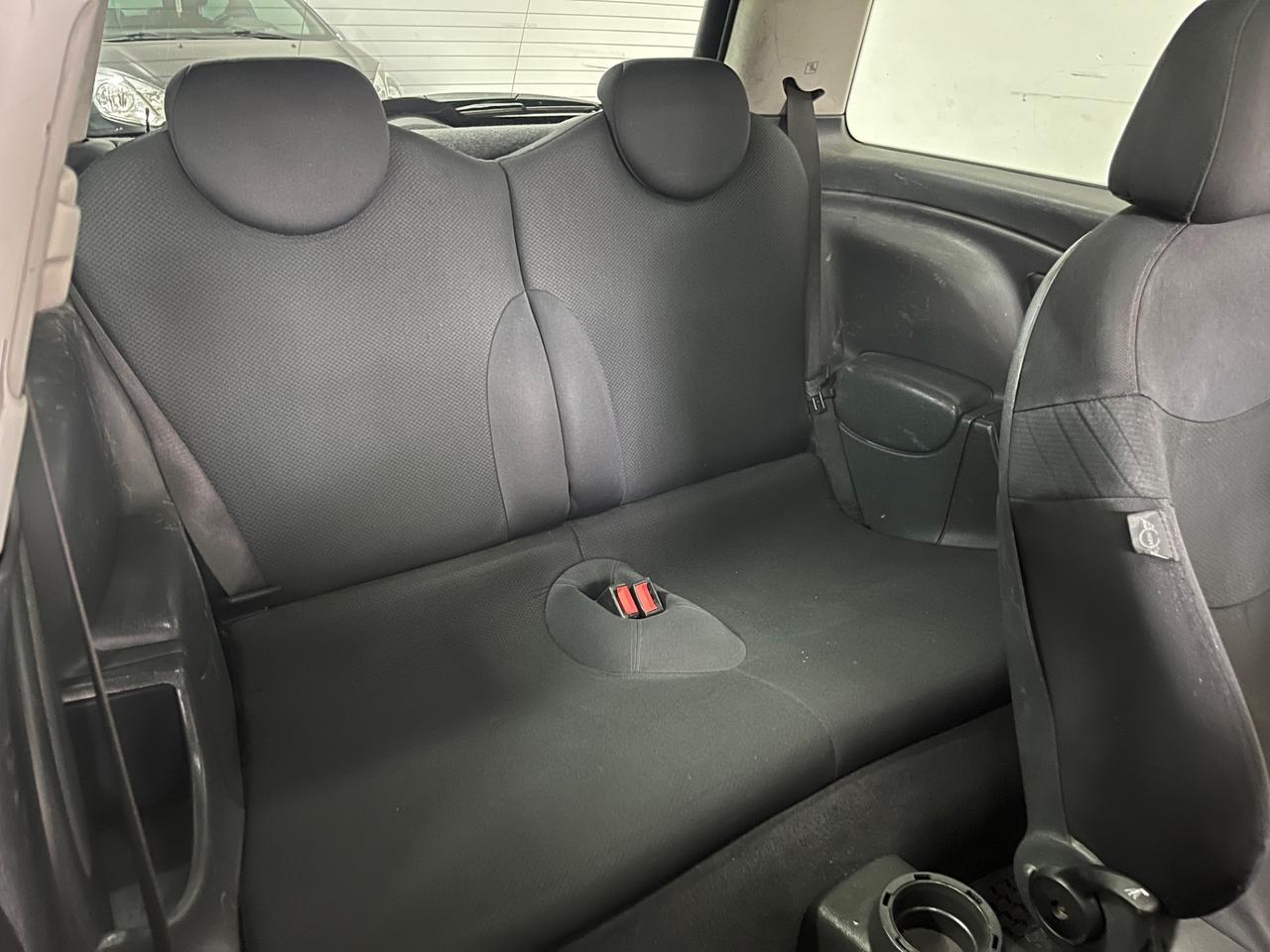 Mini 1.4 tdi Cooper d one 2005