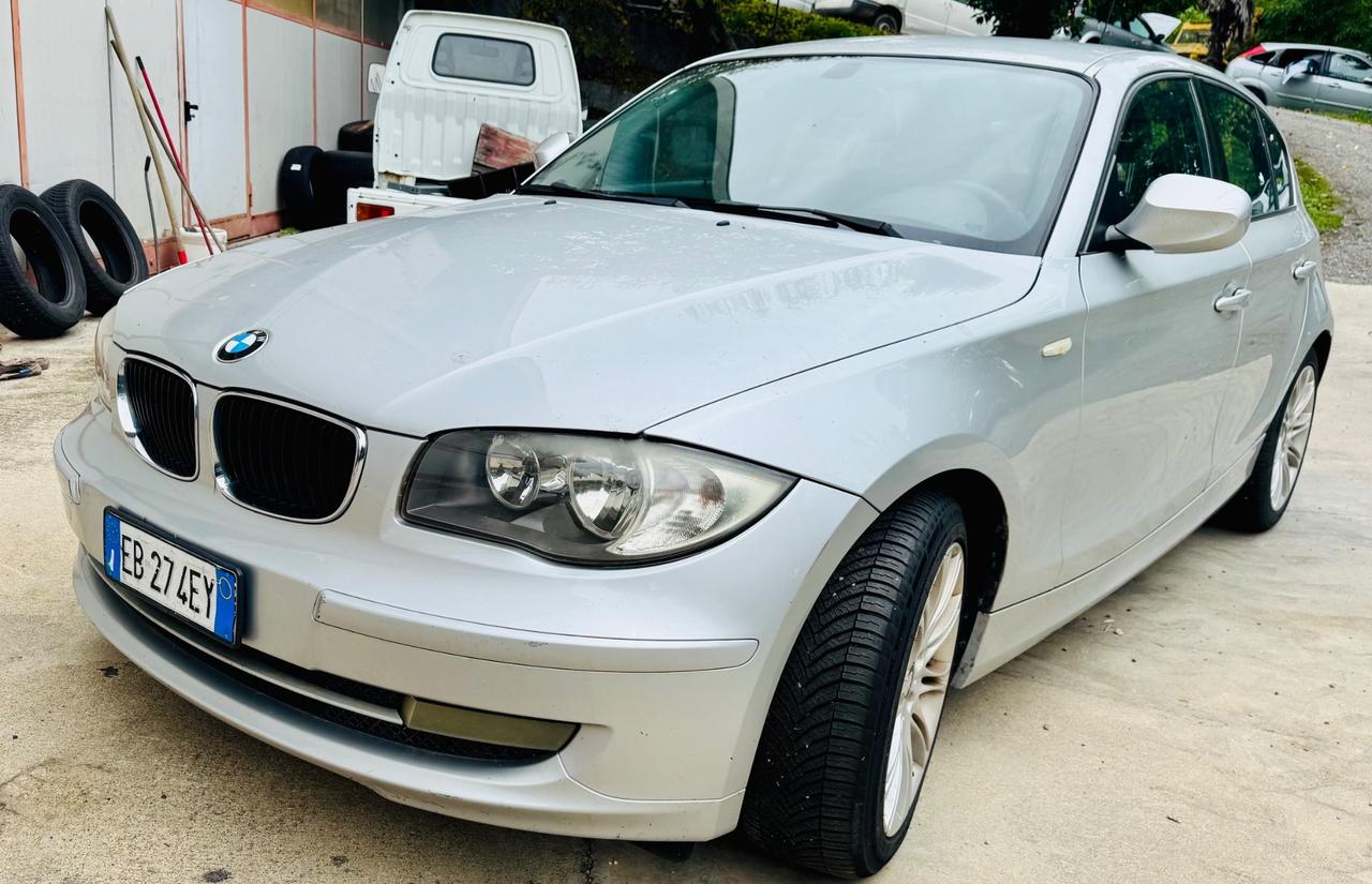 Bmw 118d cat 5 porte Futura ( motore da fare picchia)