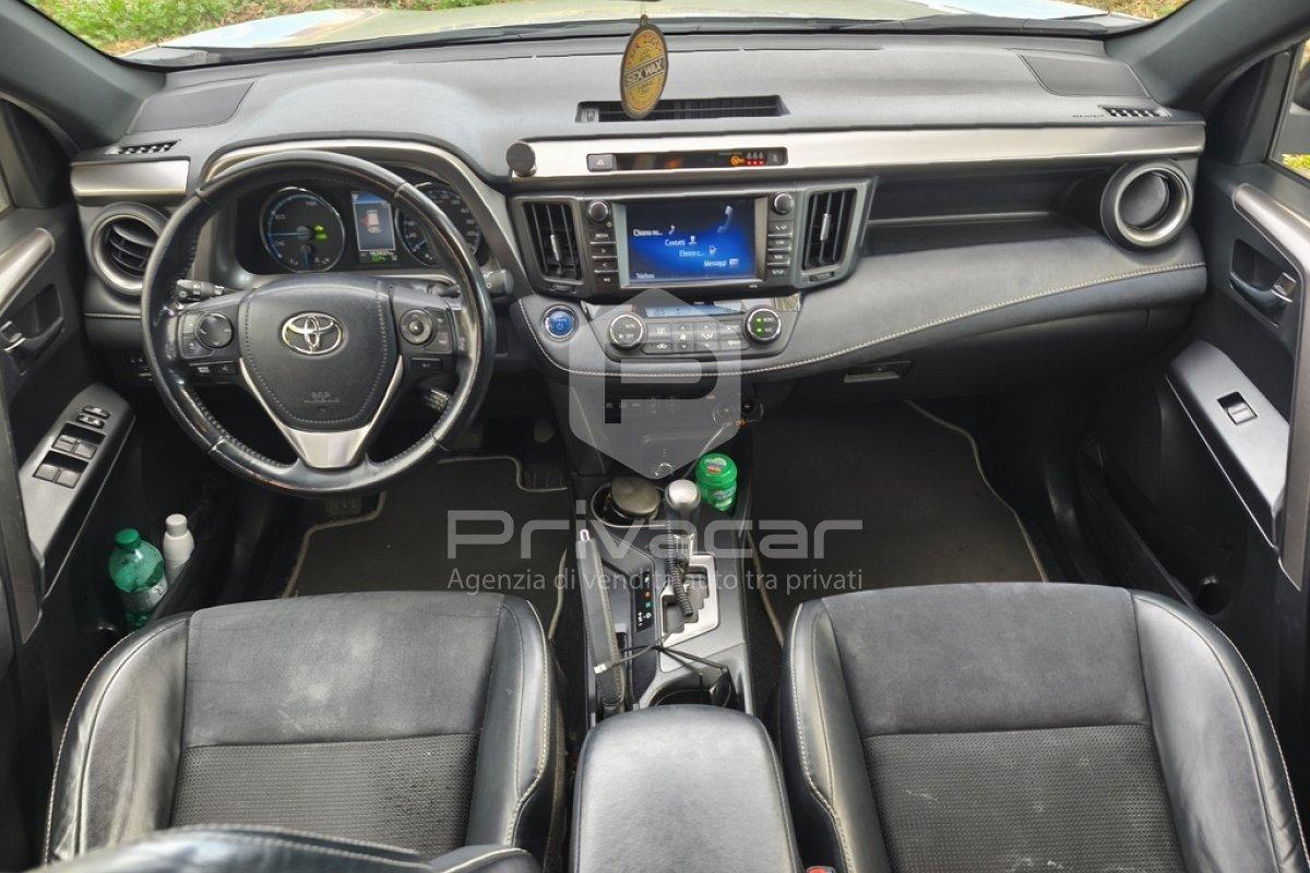 TOYOTA RAV4 2.5 Hybrid 2WD Active