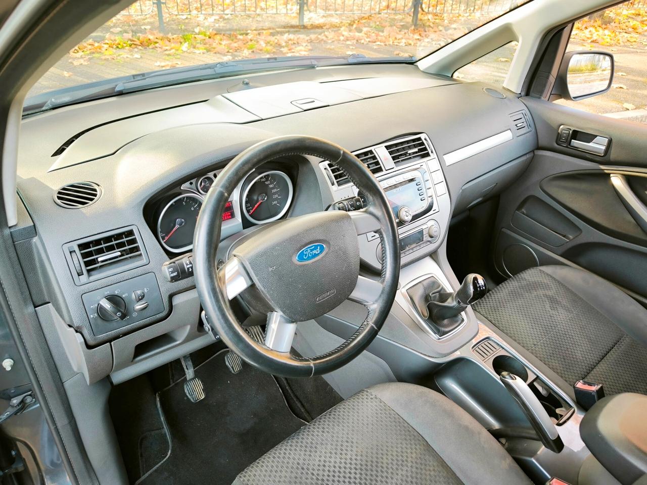 Ford C-Max 2.0 145 CV Titanium