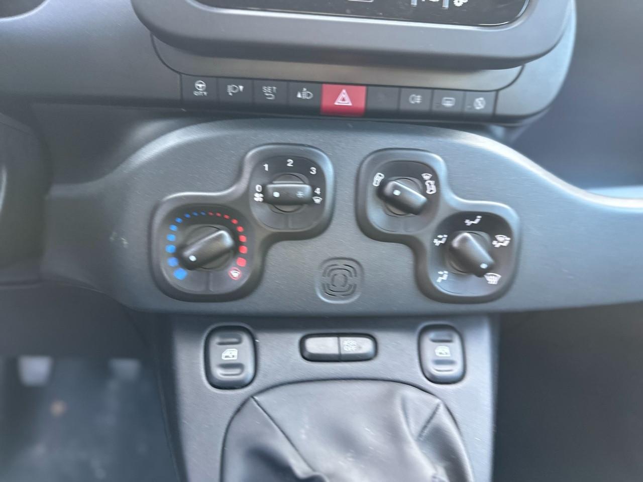 FIAT Panda III 2021 - Panda 1.0 firefly hybrid s&s 70cv 5p.ti