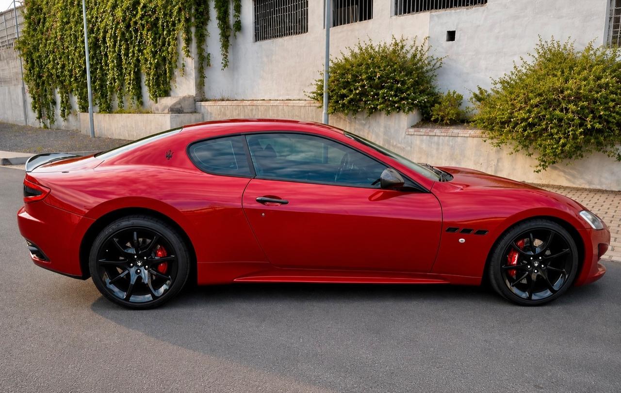 Maserati GranTurismo 4.7 V8 Sport 460cv cambio corsa