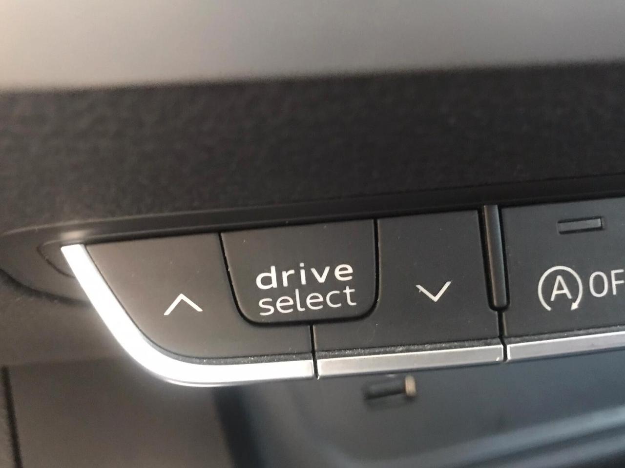 Audi A4 Avant 40 TDI quattro S tronic Business