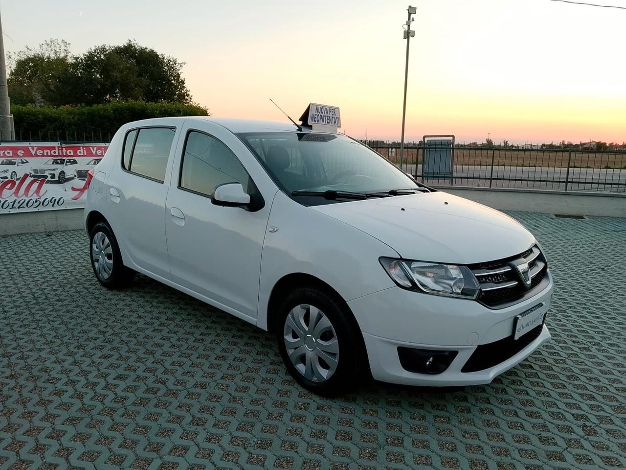 Dacia Sandero 1.5 dCi-179.000-NEOPAT-2014