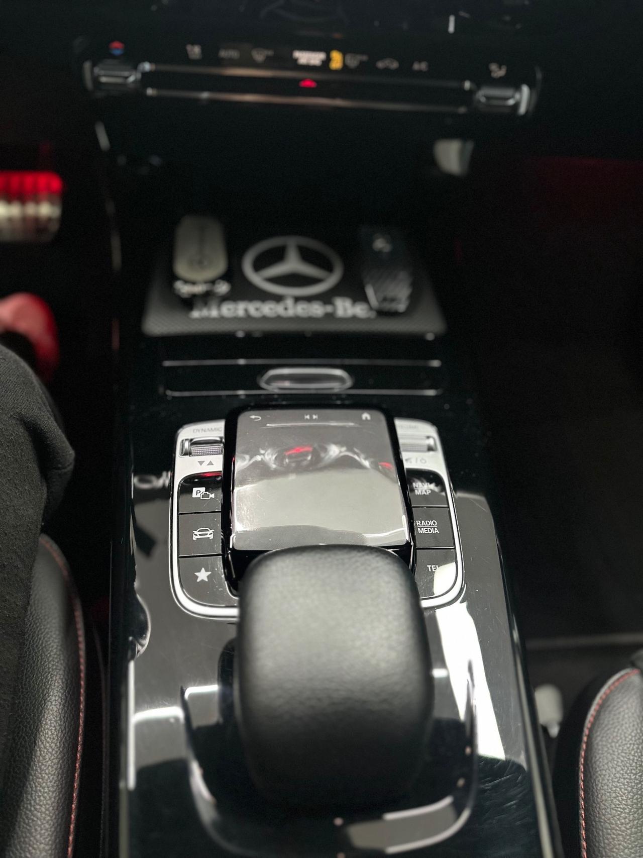 Mercedes-benz A 200 d PREMIUM AMG