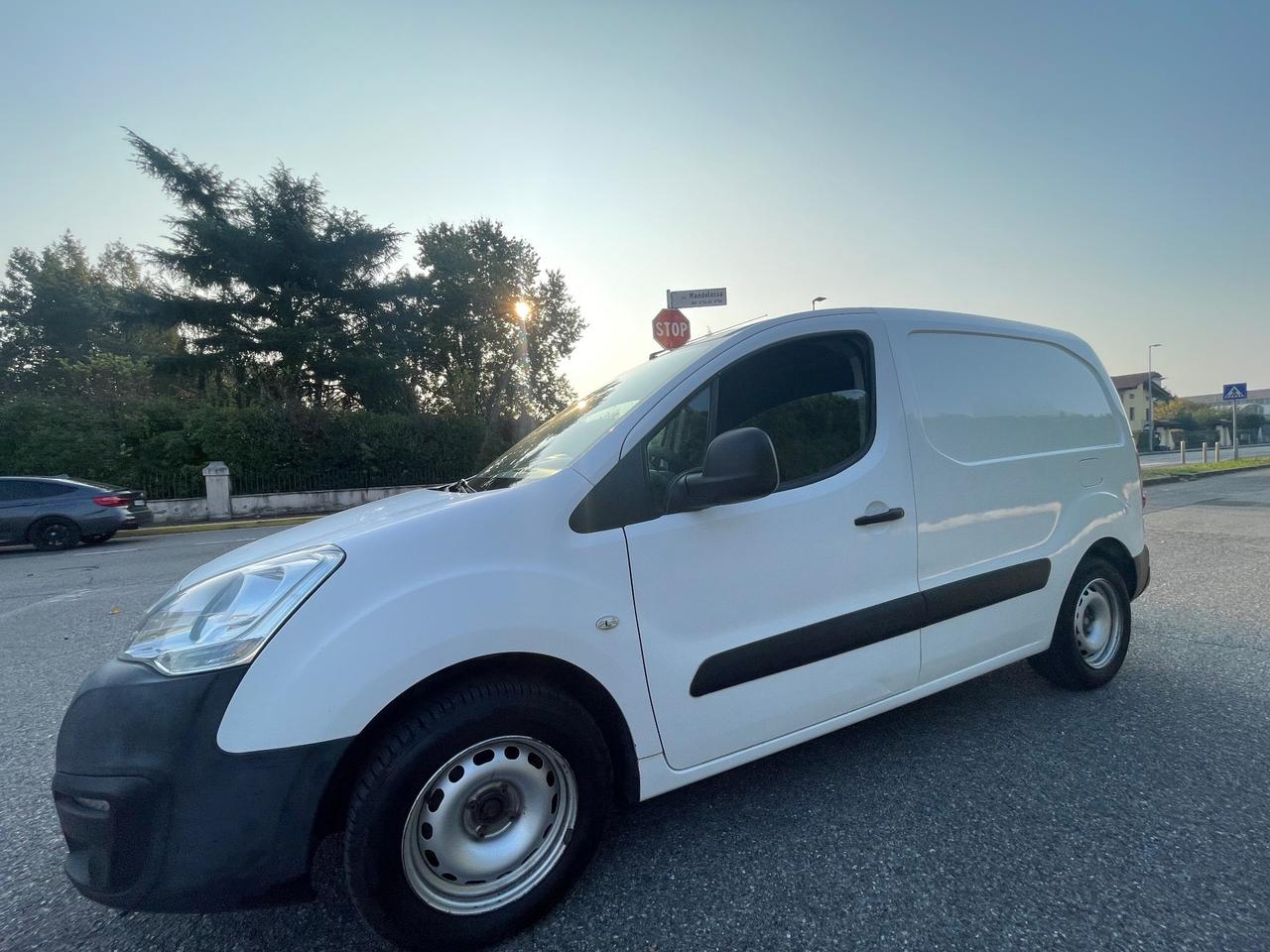 Peugeot Partner BlueHDi 75 L1 Furgone Pro