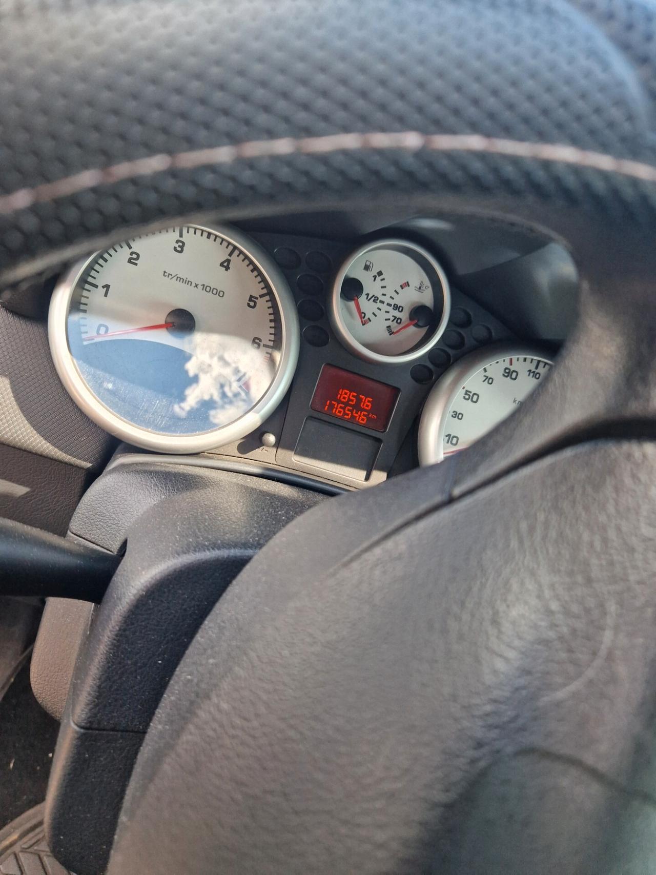 Peugeot 207 1.4 8V 75CV 5p. Energie Sport ECO GPL