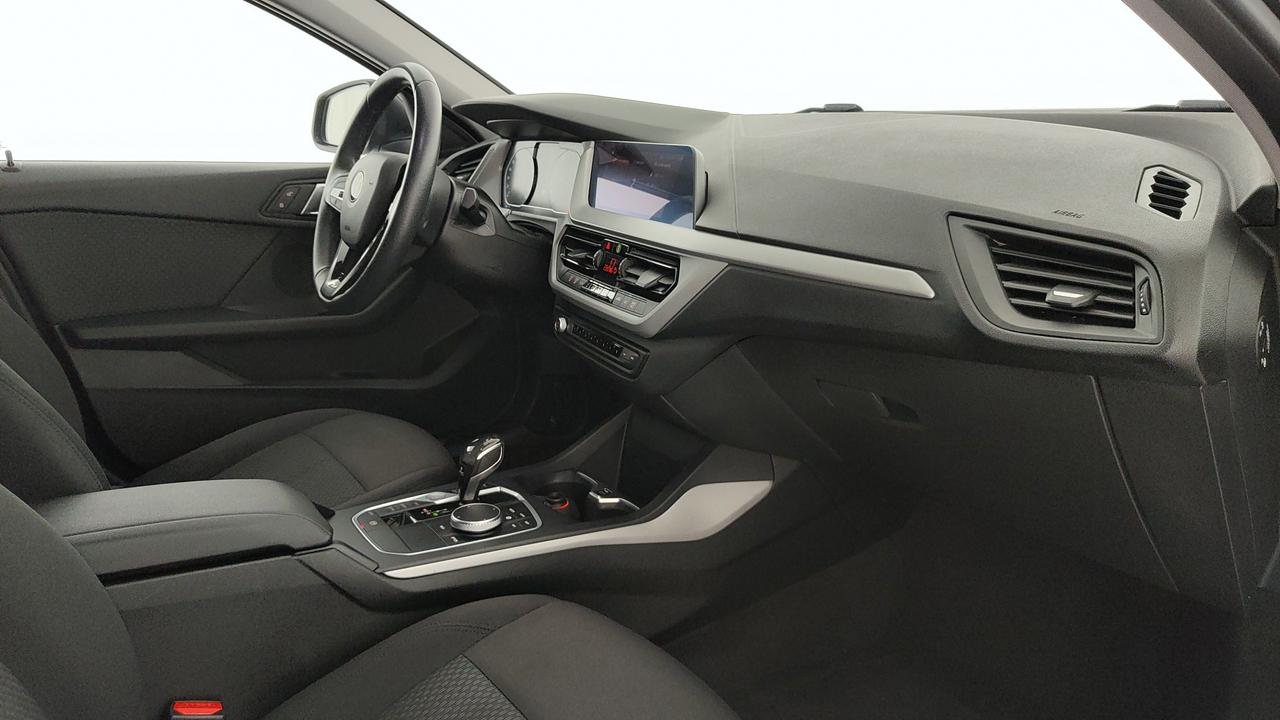 BMW Serie 1 F40 - 116d Advantage auto