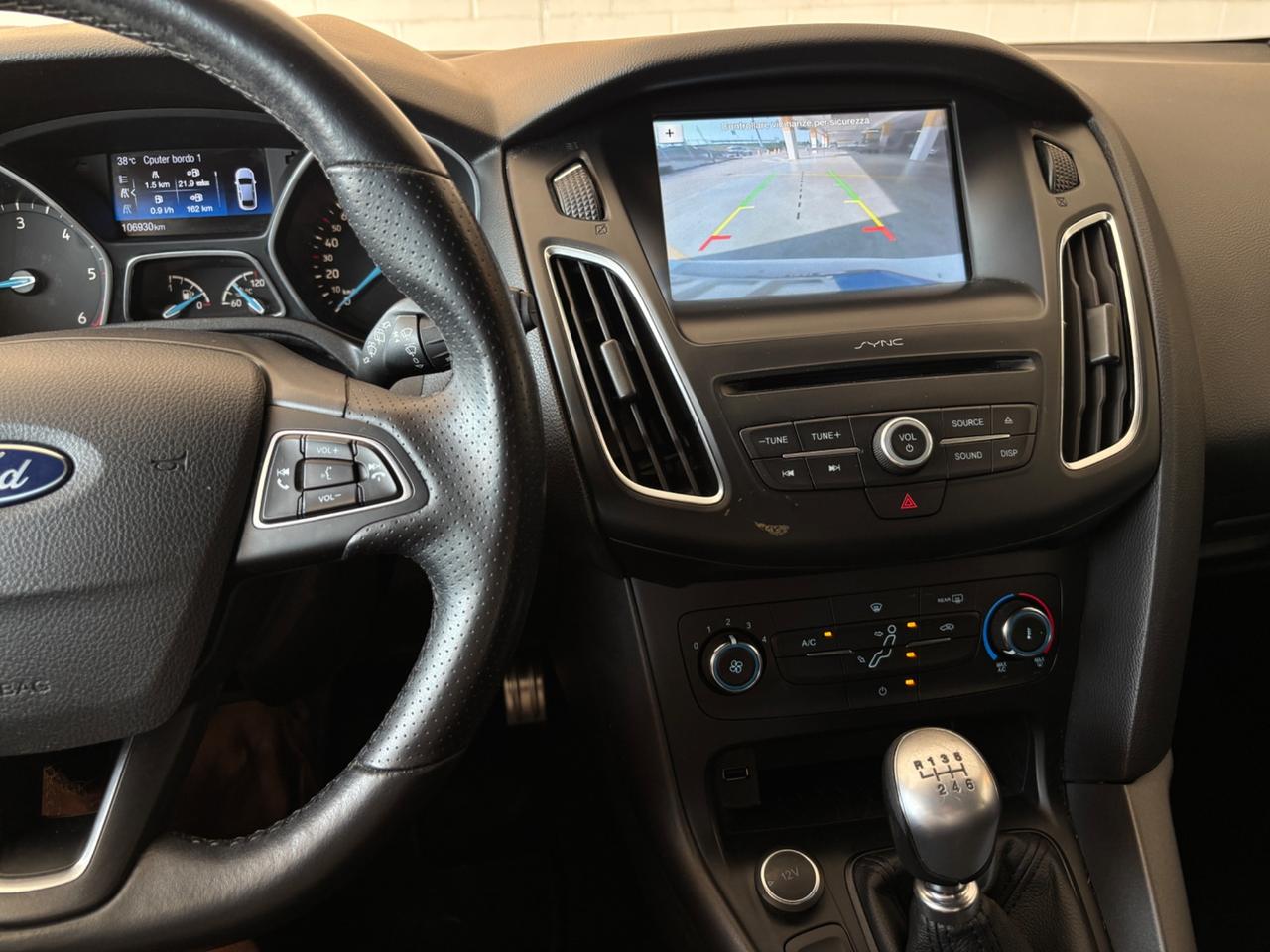 Ford Focus 1.5 TDCi SW ST Line Business