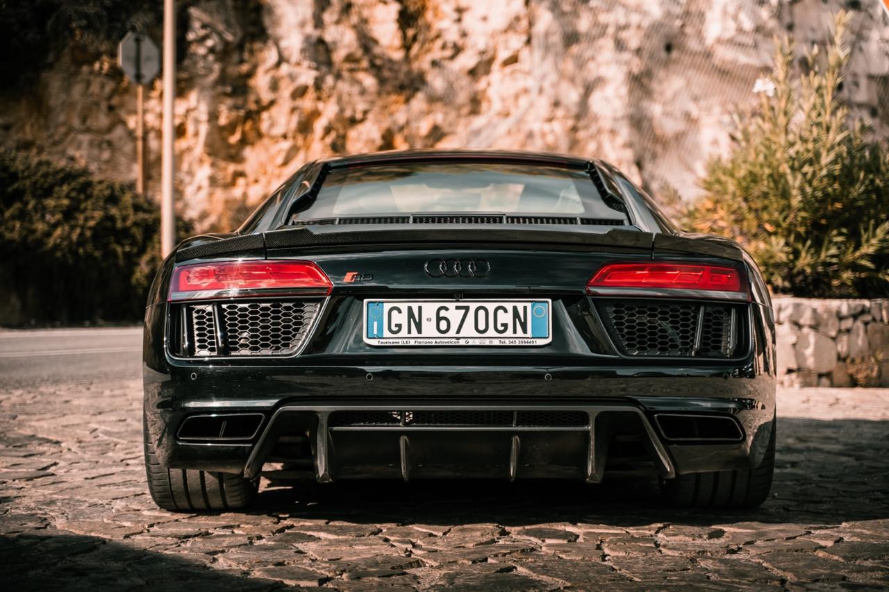 Audi R8 Coupé 5.2 ok permute