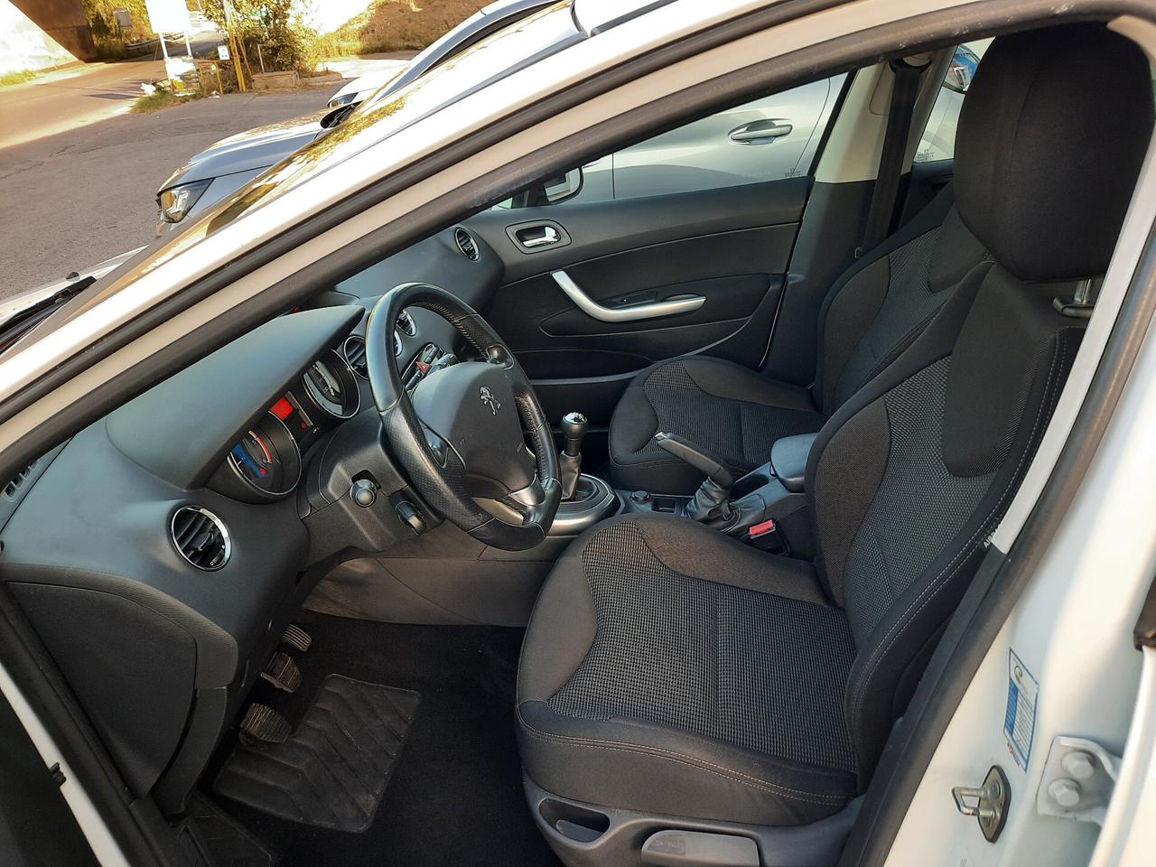 Peugeot 308 1.6 8V HDi 93CV 5p. Active