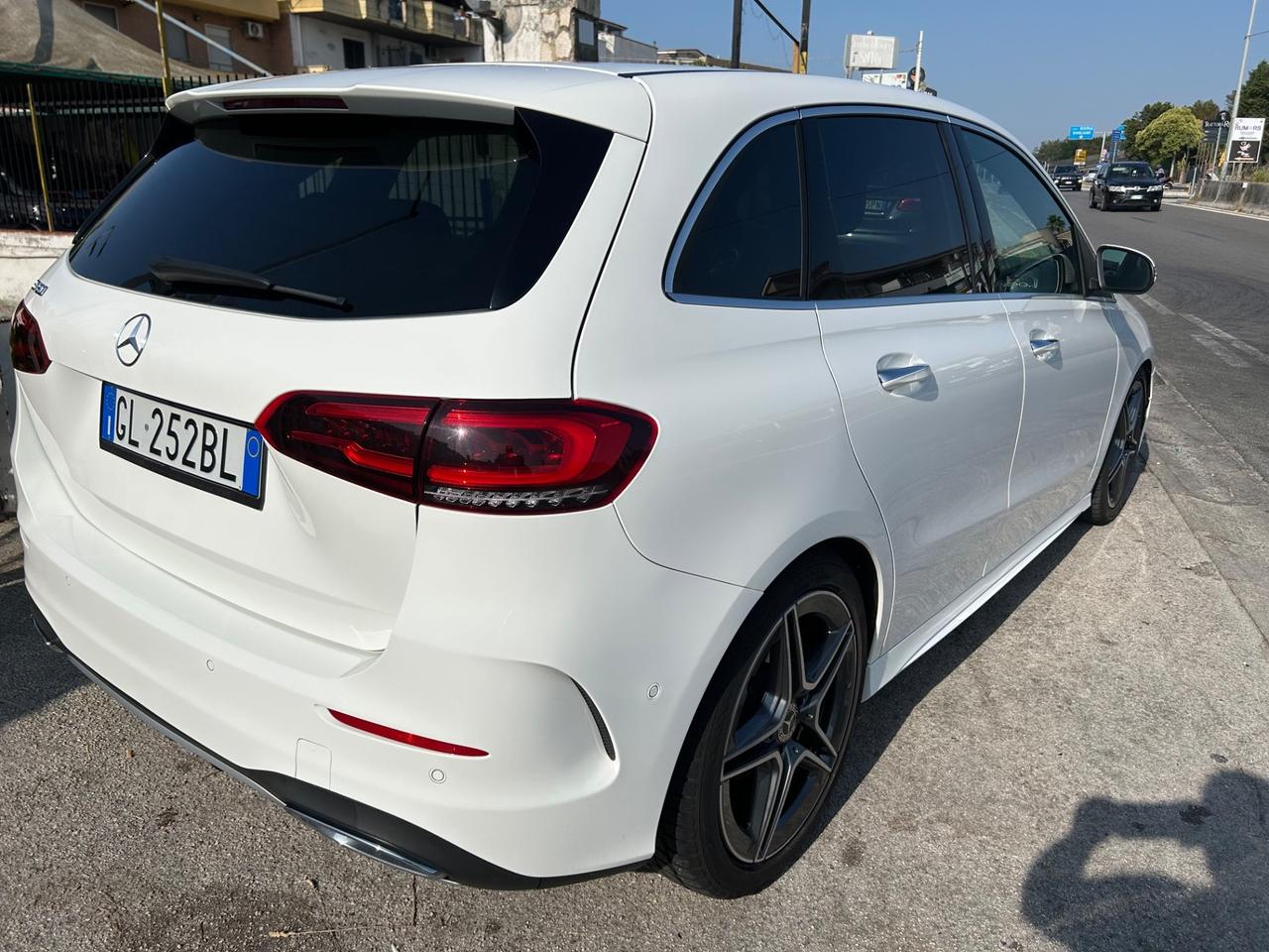 Mercedes-benz B 180 B 180 Automatic Premium