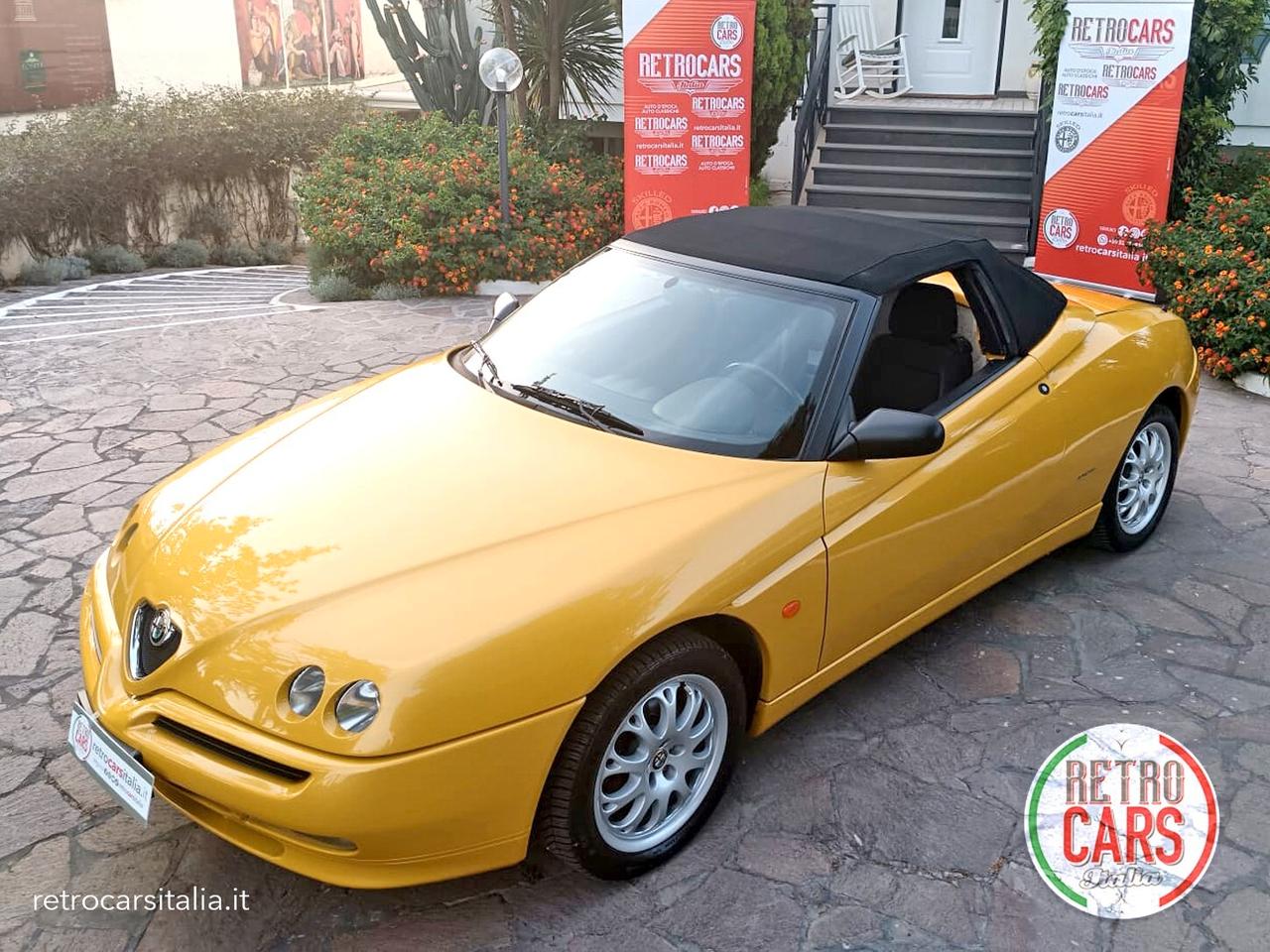 Alfa Romeo Spider 1800 Twin Spark 16V