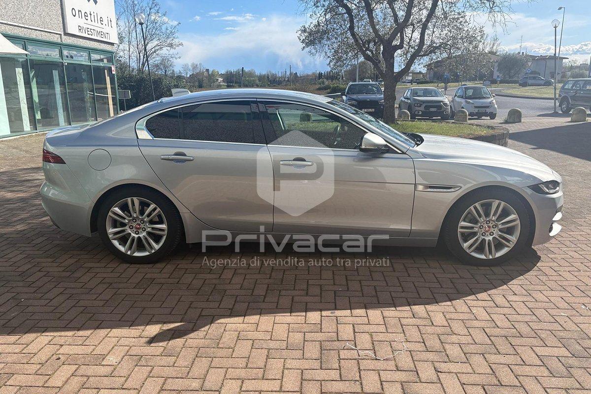 JAGUAR XE 2.0 250 CV aut. SE