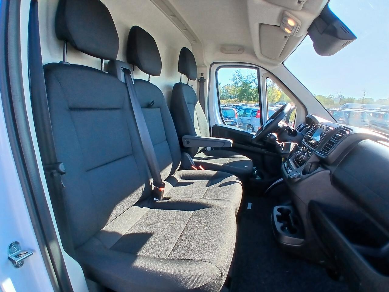 Peugeot Boxer 330 2.2 BlueHDi 120 S&S PC-TN Furgone