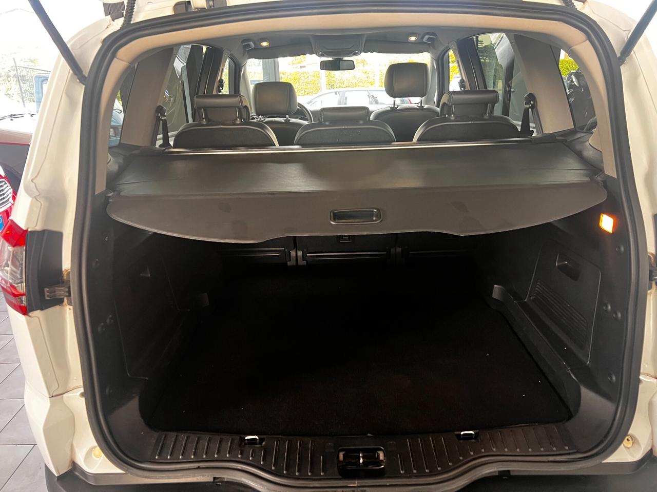 Ford S-Max 2.0 TDCi 163CV Titanium