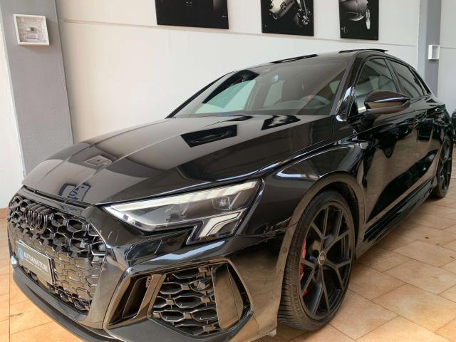 Audi RS3 RS3 Sportback quattro s tronic total black