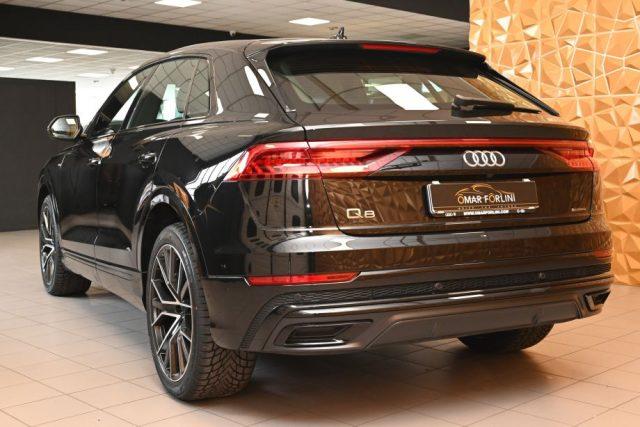 AUDI Q8 55 TFSI Q.TIP.SPORT ATT.2XS-LINE BLACKLINE 22"FULL