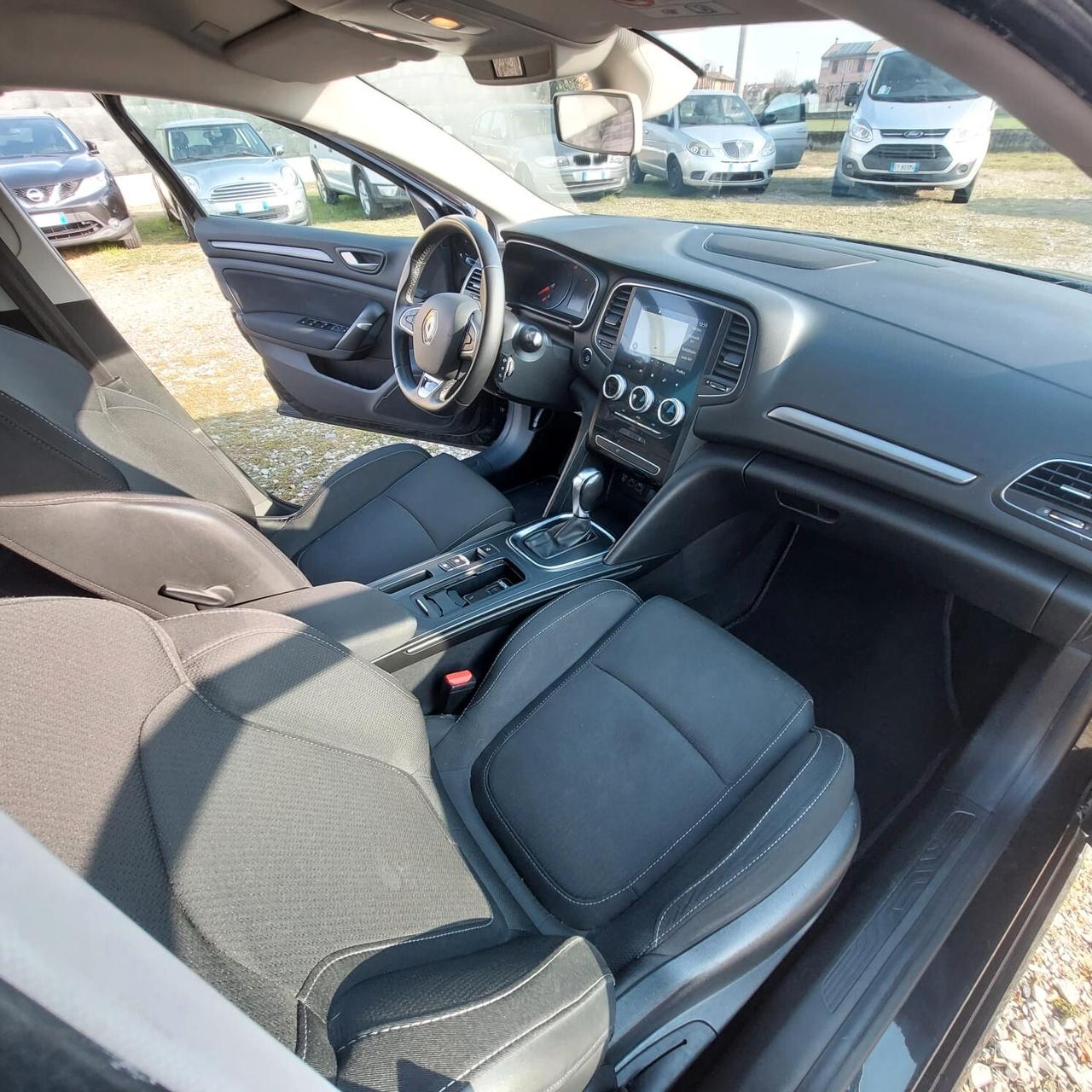 Renault Megane Mégane Blue dCi 115 CV EDC R.S. Line