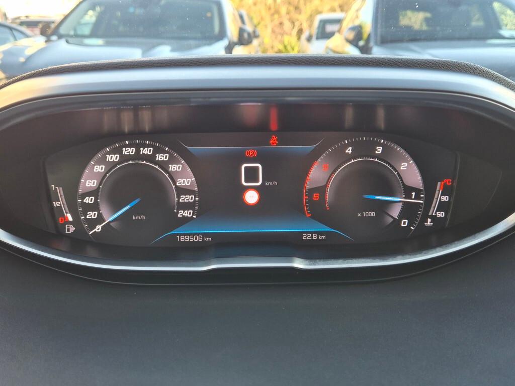 Peugeot 3008 BLUEHDi 130CV ALLURE