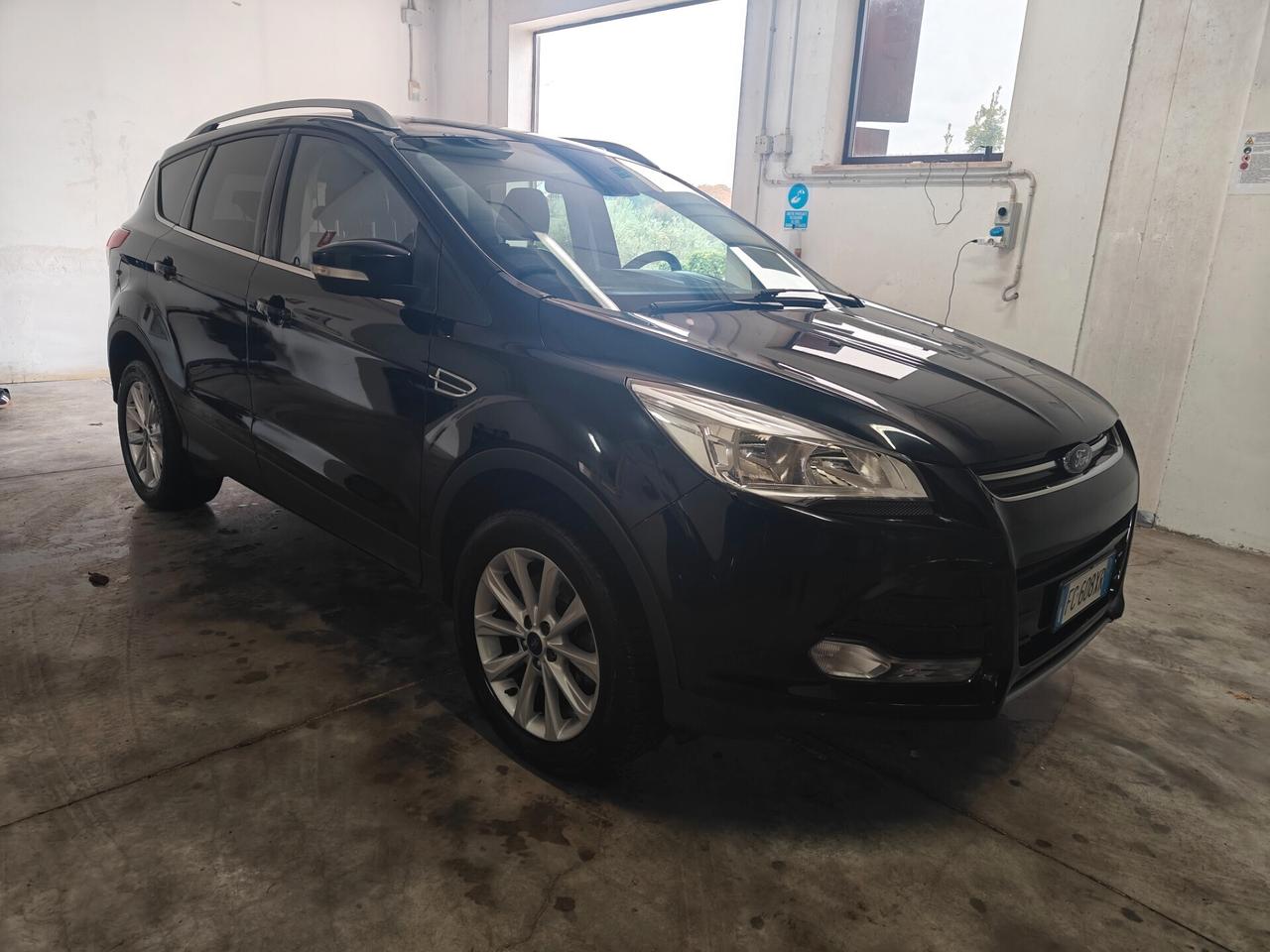 Ford Kuga 2.0 TDCI 150 CV S&S 4WD Titanium
