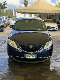 Lancia Ypsilon 1.2 69 CV 5 porte Gold