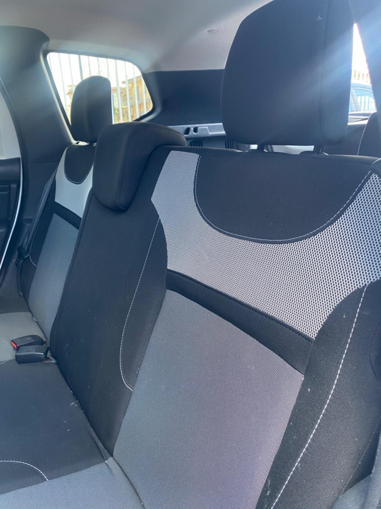Dacia Duster 1.6 GPL 2018 Full Navi TAGLIANDATA