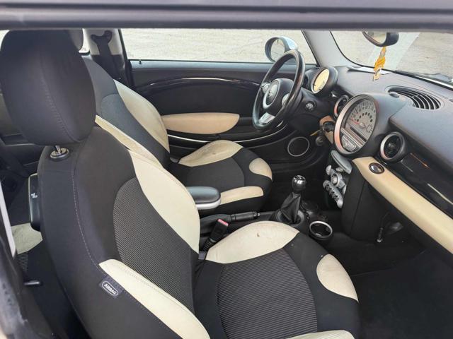 MINI Cooper 1.6 16V Cooper senza nessun lavoro da fare