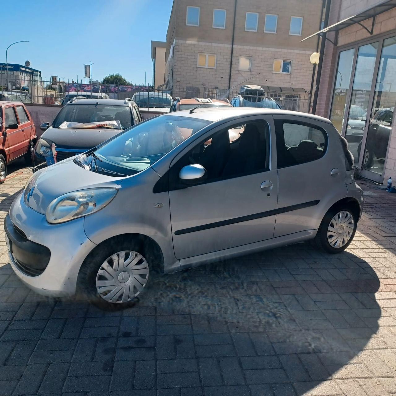 120.208KM C1 1.0 5P NEOPATENTATI OTTIMA