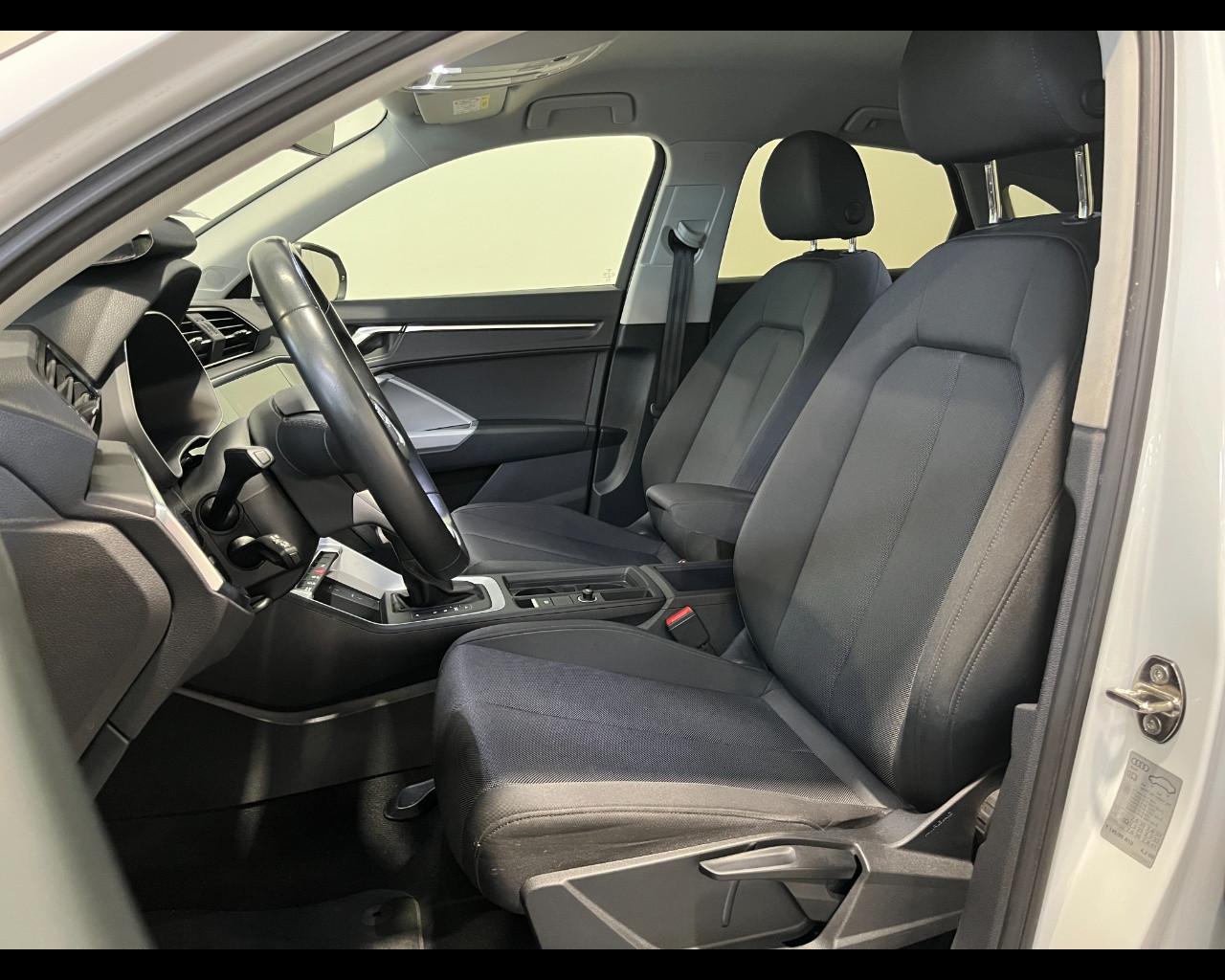 AUDI Q3 SPORTBACK 35 TDI S-TRONIC BUSINESS PLUS
