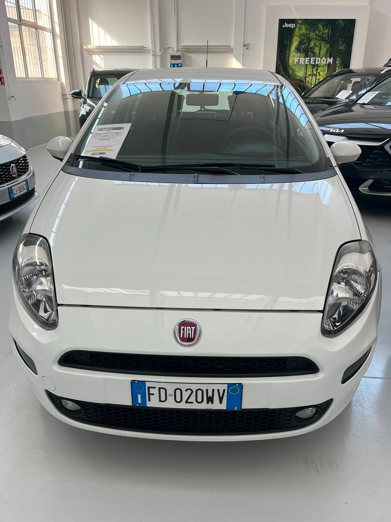 FIAT Punto 4ª serie Punto 1.4 8V 5 porte Easyp...