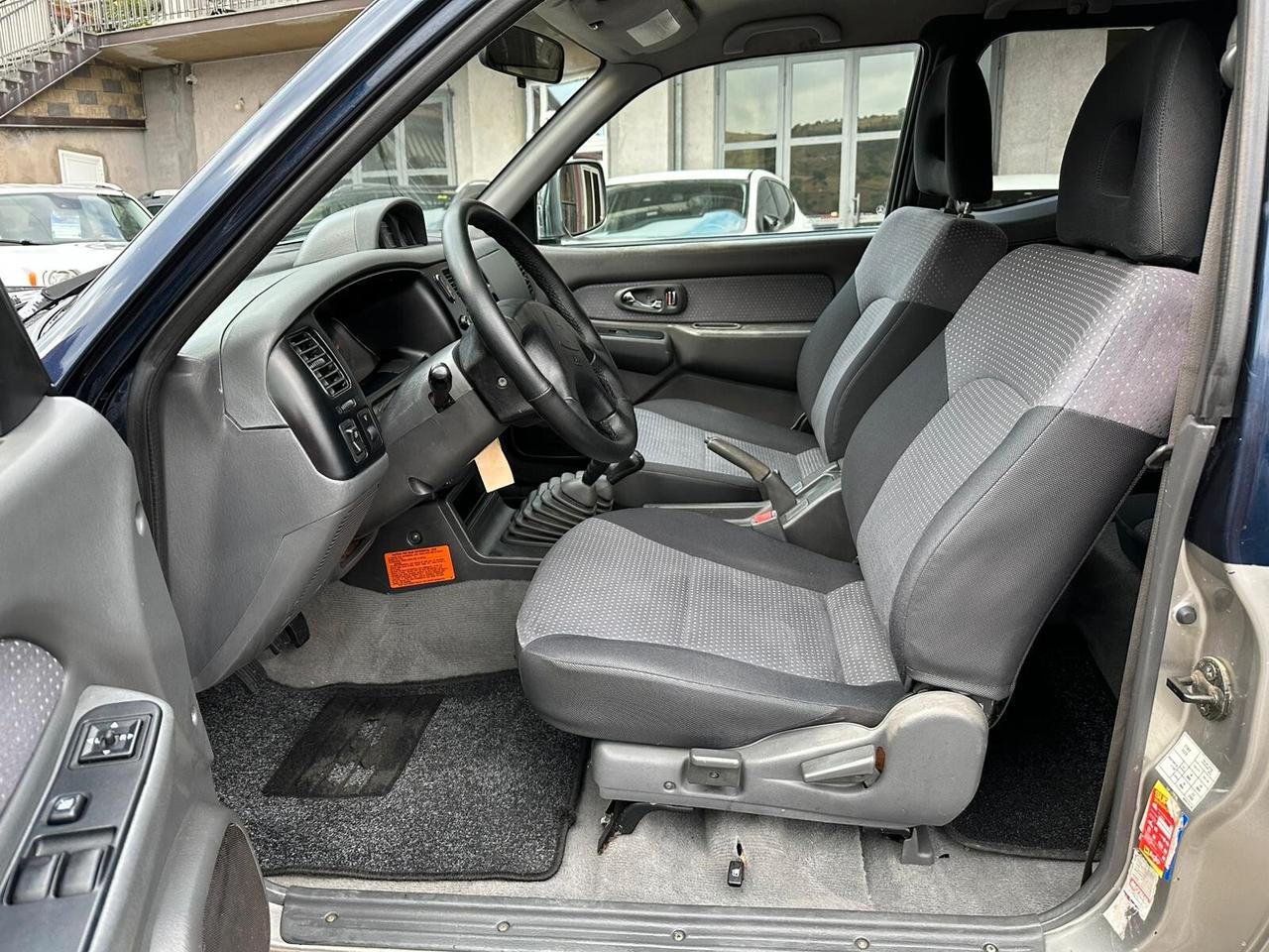 Mitsubishi L200 2.5 TDI 4WD Double Cab Pick-up GLS