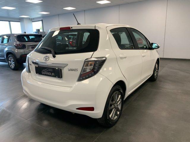 TOYOTA Yaris 1.0 Benzina Lounge 5 Porte