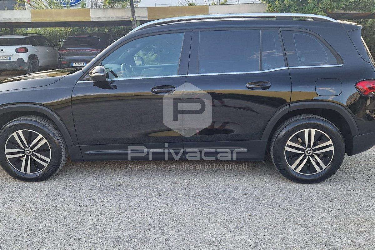 MERCEDES GLB 180 d Automatic Sport