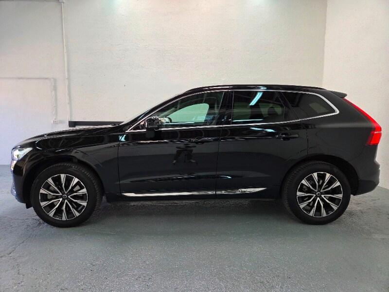 VOLVO XC60 (2017-->) XC60 B4 automatico Essential