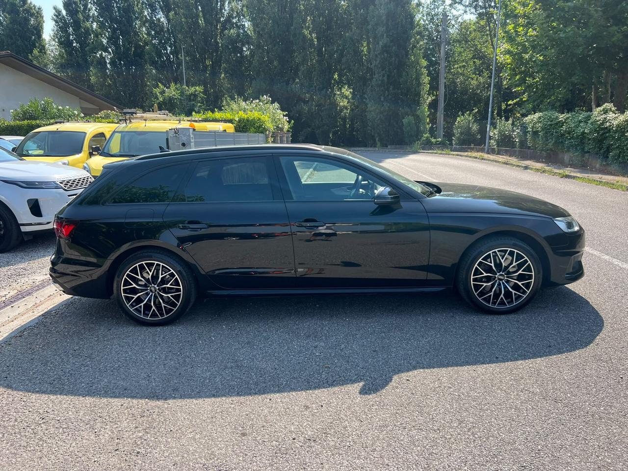 Audi A4 Avant 40 TDI S tronic line edition