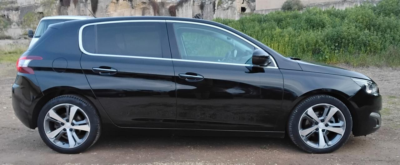 Peugeot 308 BlueHDi 120 S&S Allure