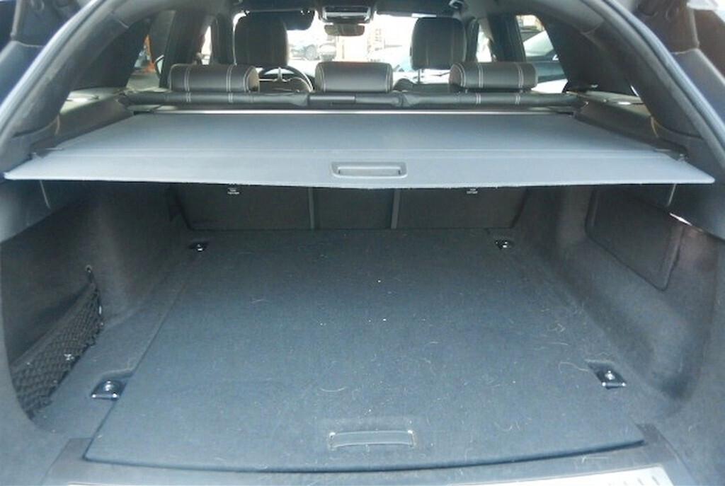 LAND ROVER RANGE ROVER VELAR 2.0D I4 204CV R-DYNAMIC SE ( FARI LED - PELLE - COCKPIT - PDC - AMBIENT LIGHT - CERCHI 20 - NAVI - MIRROR - TELECAMERA 360 )