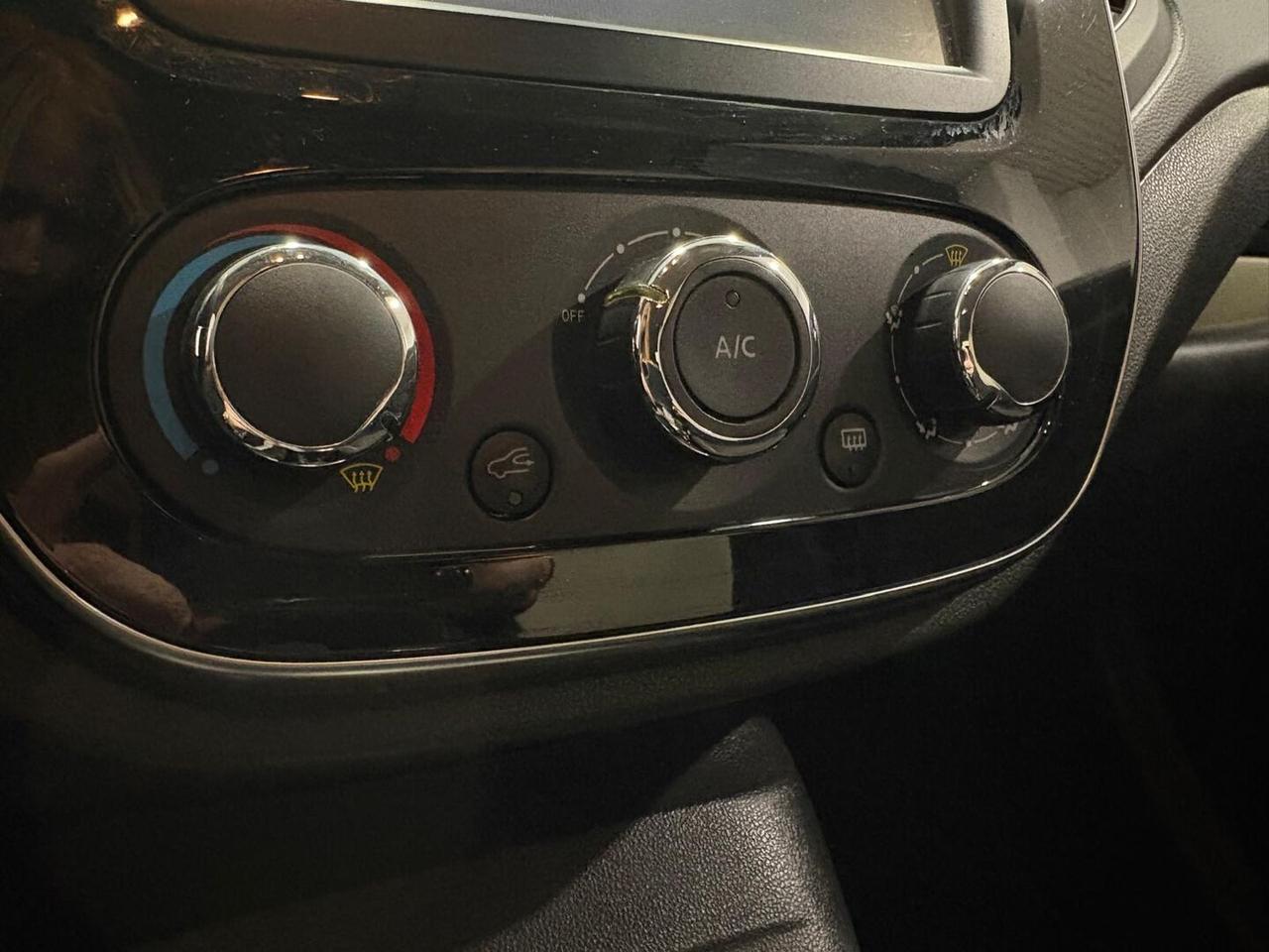 Renault Captur 1.5 dci Zen 90cv