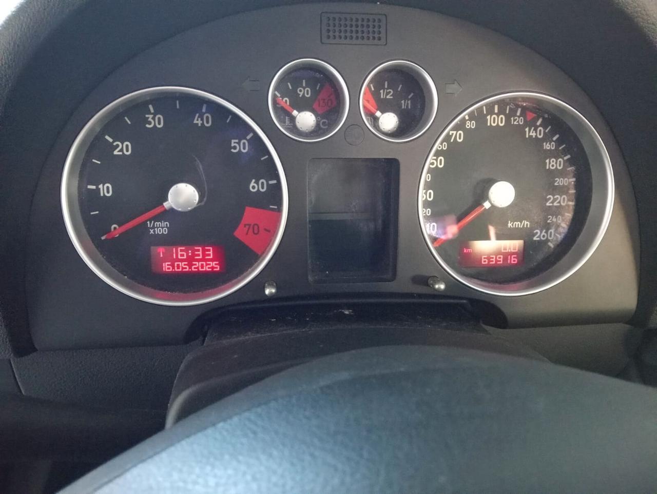 Audi TT Roadster 1.8 T 20V 179 CV